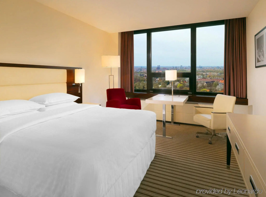 Four Points by Sheraton Munich Arabellapark