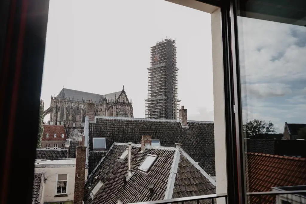The Nox Hotel
