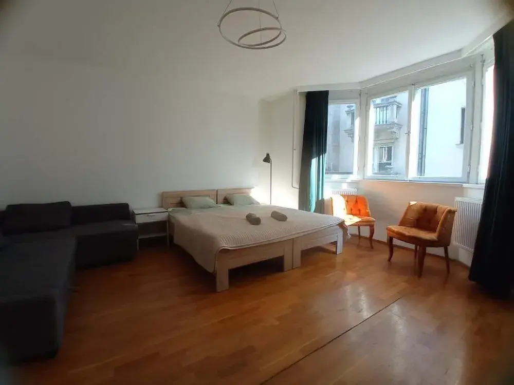 SOHO City View Apartments-4rooms