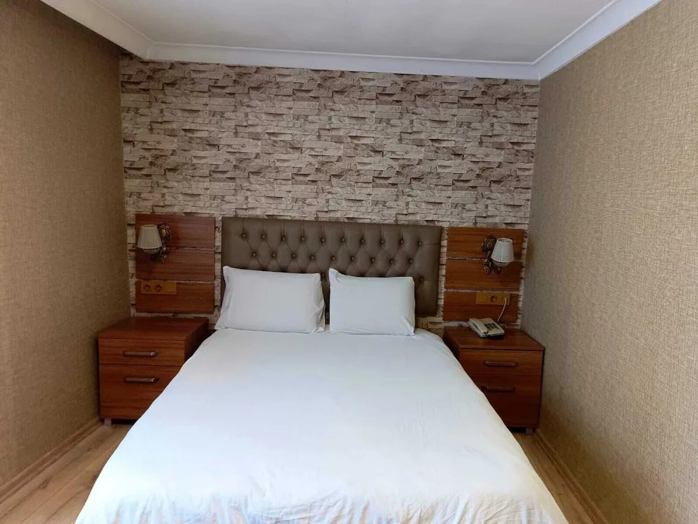 Ers Li̇fe Ai̇rport Hotel
