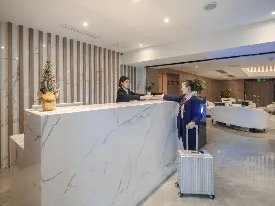 格雅轻居酒店(环球中心新会展店)