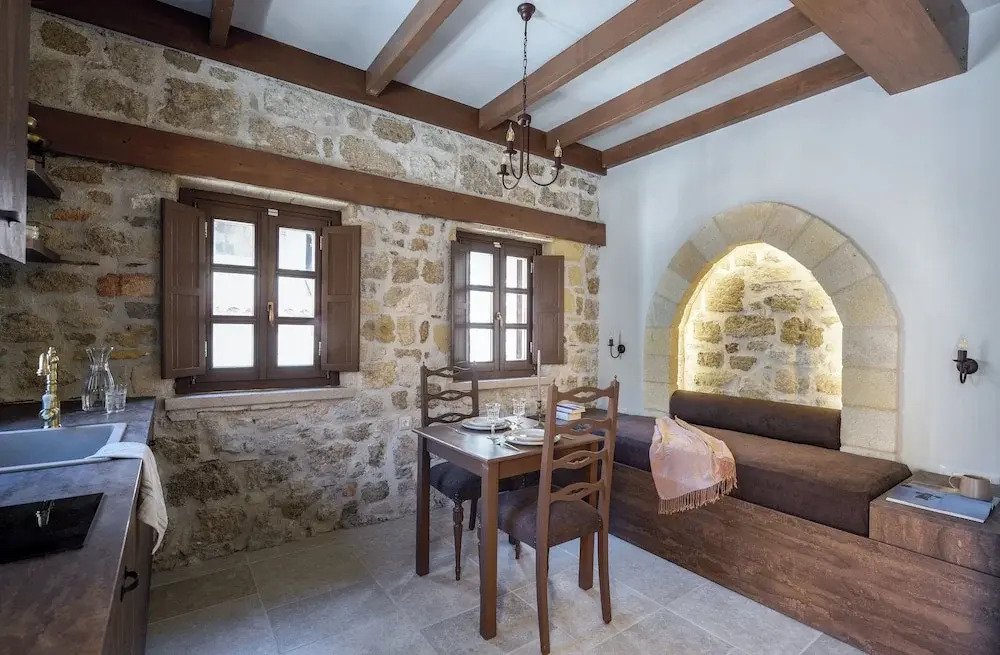 Spanish Knights Inn
