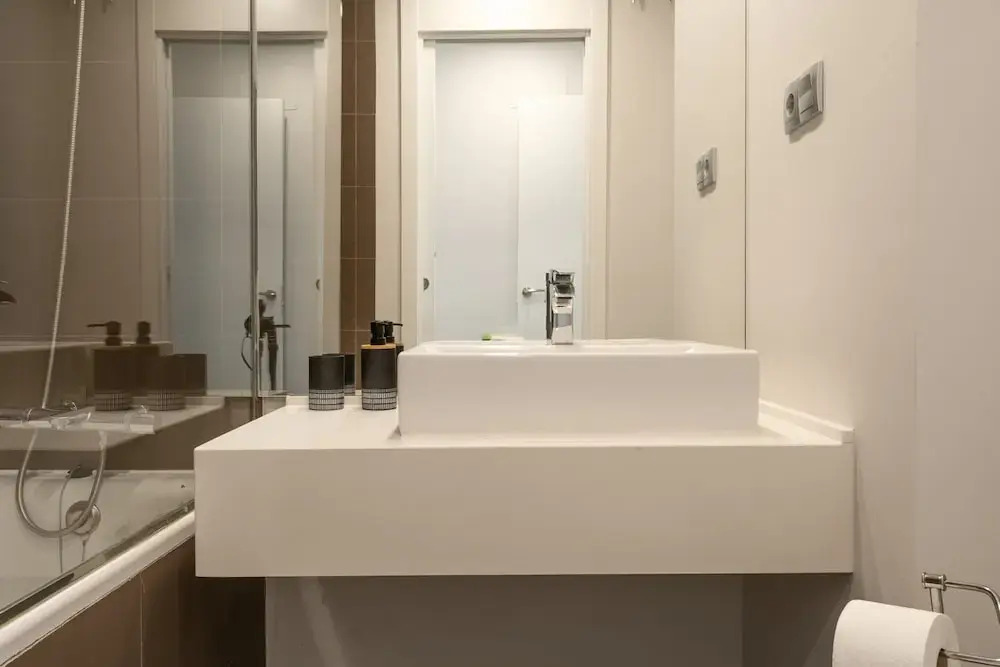 Nice Apartment With Shared Pool