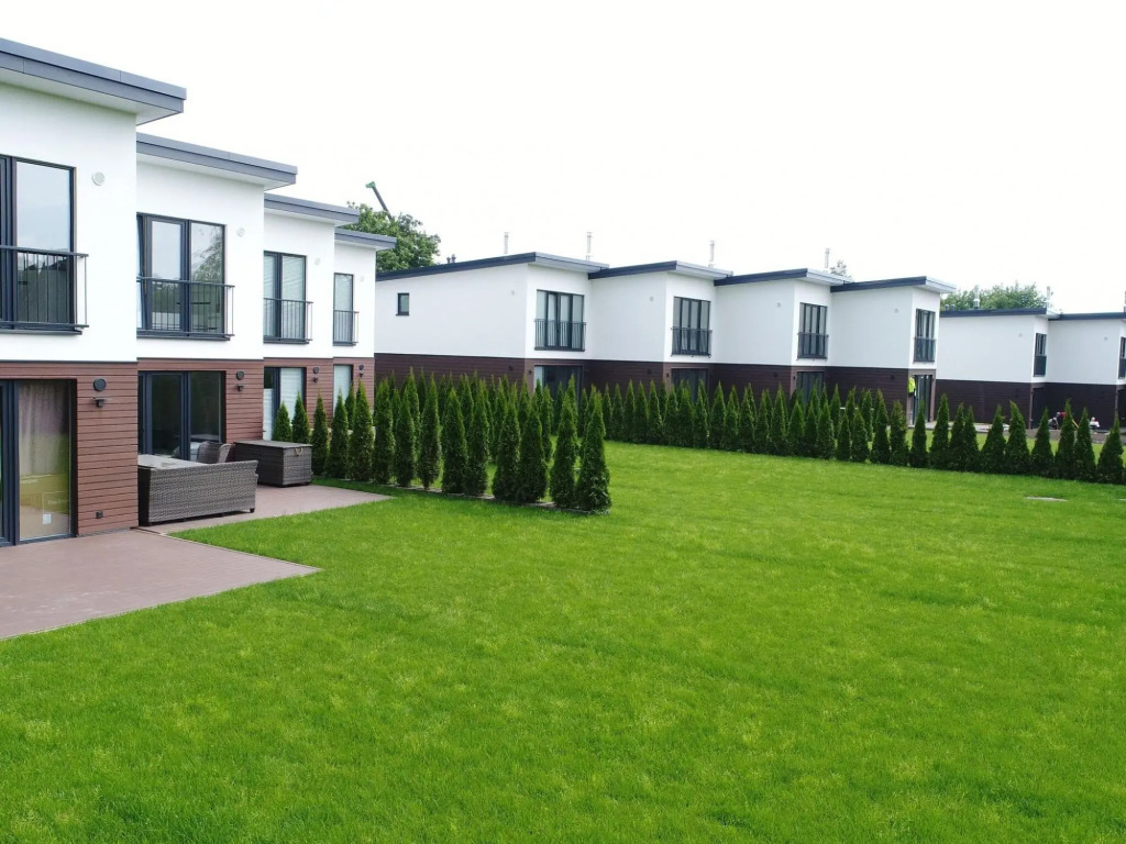 Geräumiges Ferienhaus in Damp in Strandnähe