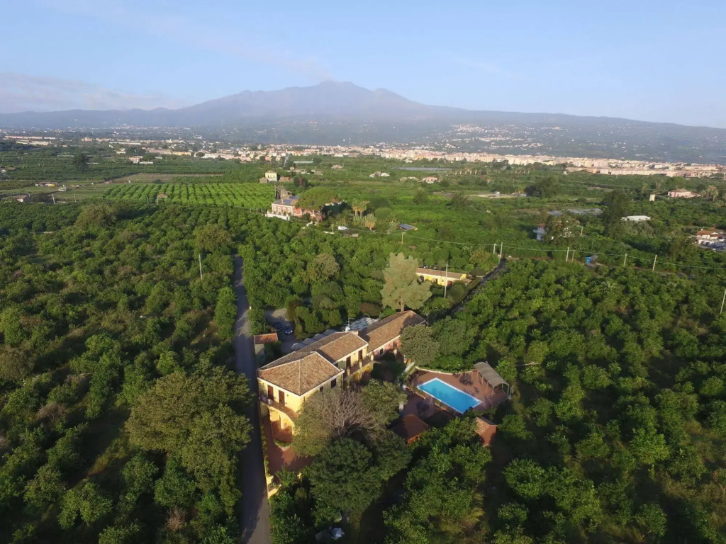 La Terra Del Mezzo