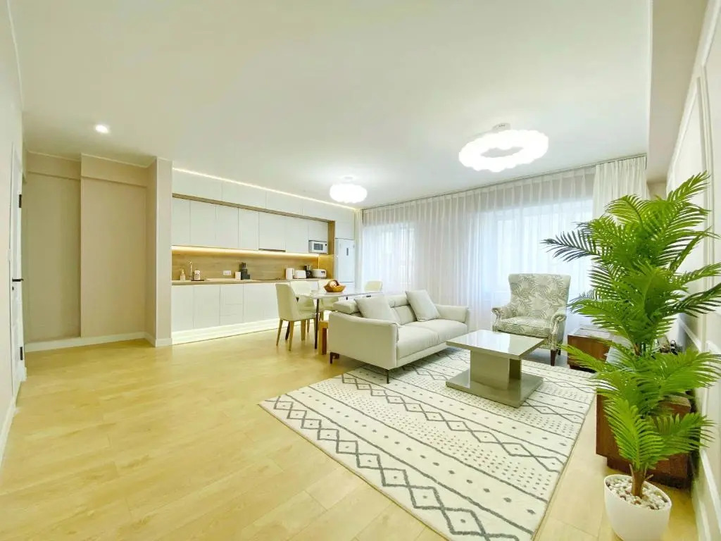 105m2 Central 3 BR new apartment w airport pickup
