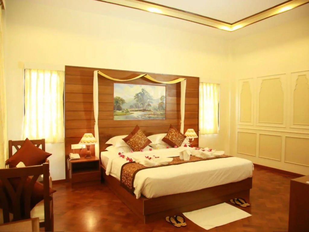 Gracious Bagan Hotel