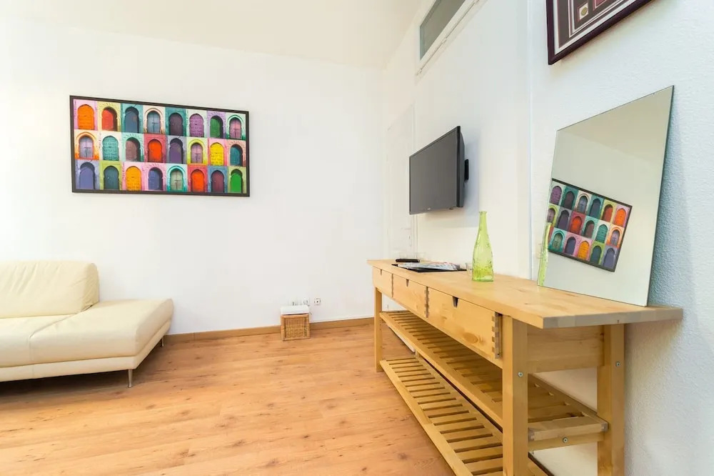 The Gelato- Charming 1-BR Old Town