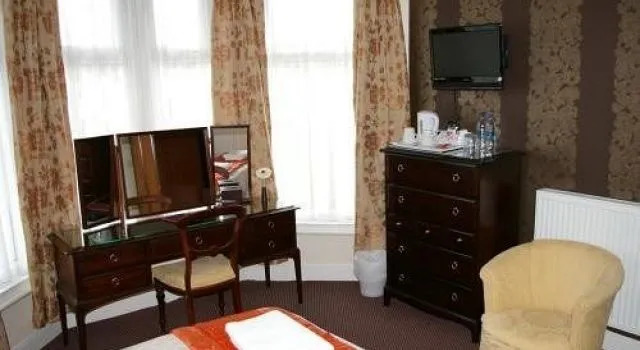 Marina guest house