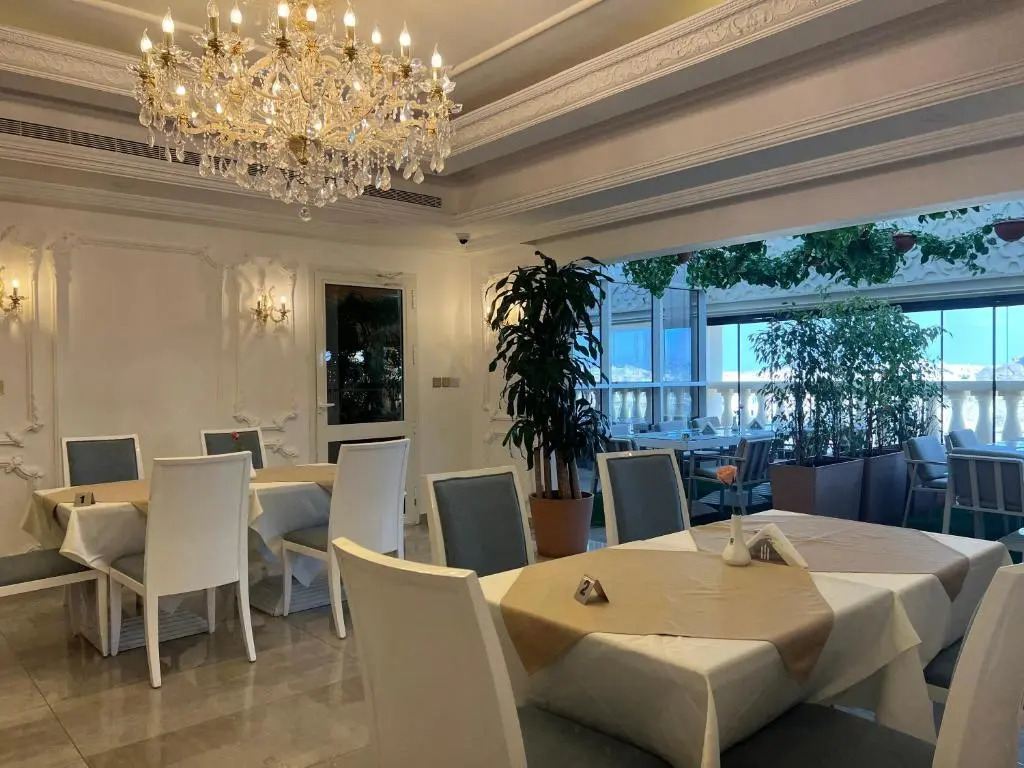 Remaj Hotel
