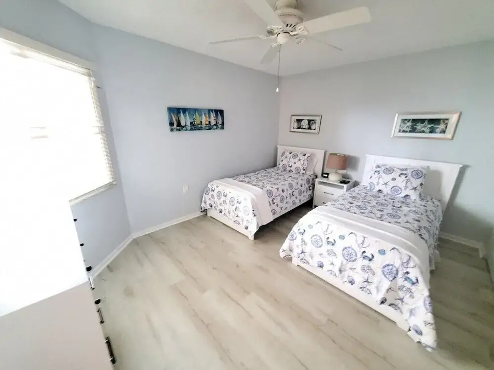 2 Bed, 2 Bath, Upgraded, Ocean & Pool View - Ocean Village Club O25