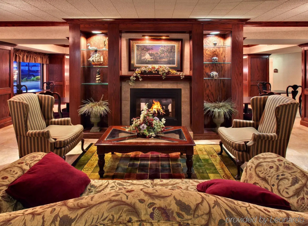 Best Western Watertown Inn & Suites