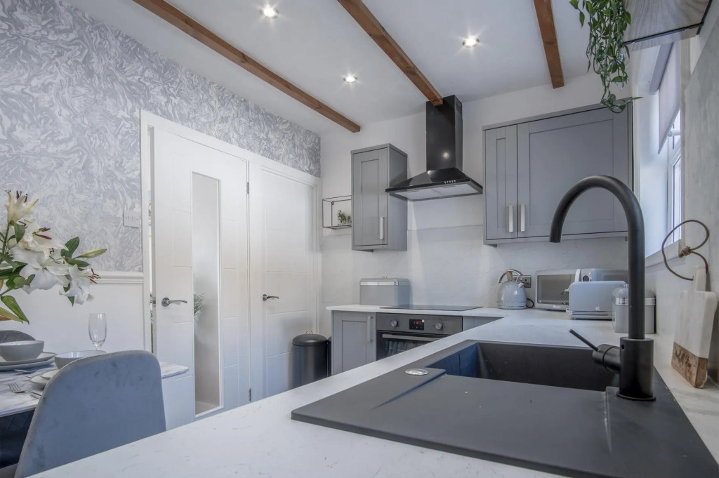 Newell Hill House - 3 Bedroom Holiday Home - Tenby