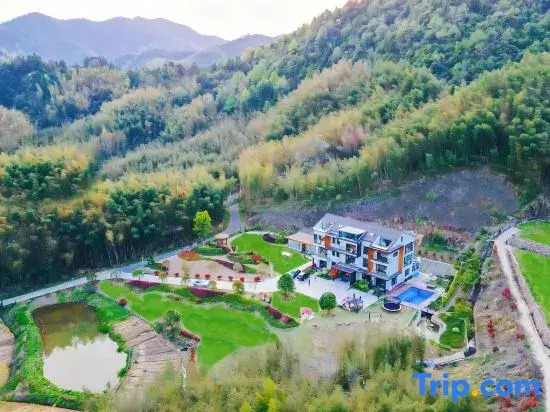 Yundu Lin'an Mountain Wild Resort Homestay (Daming Mountain Fengzhigu Branch)