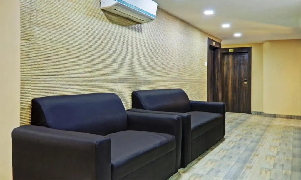 Treebo Raj Inn Lalpur
