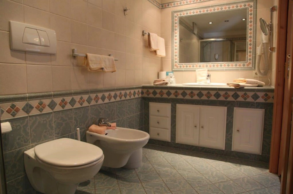 Hotel Mirabel