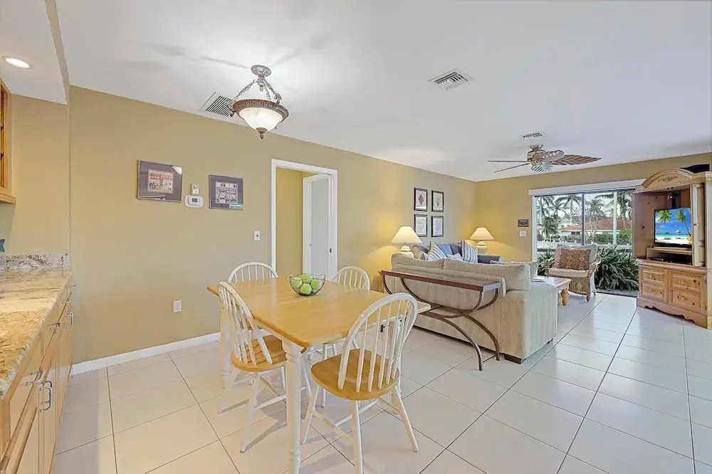 Boater’s paradise with unmatched water views
