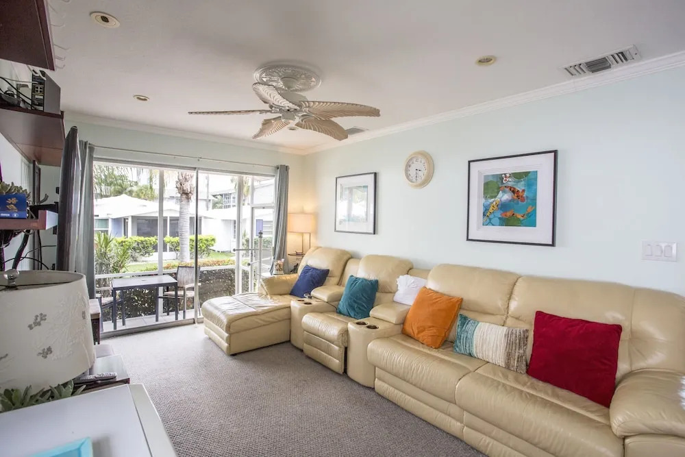 Aloha Kai Unit 4 1 Bedroom 1 Bathroom Apts