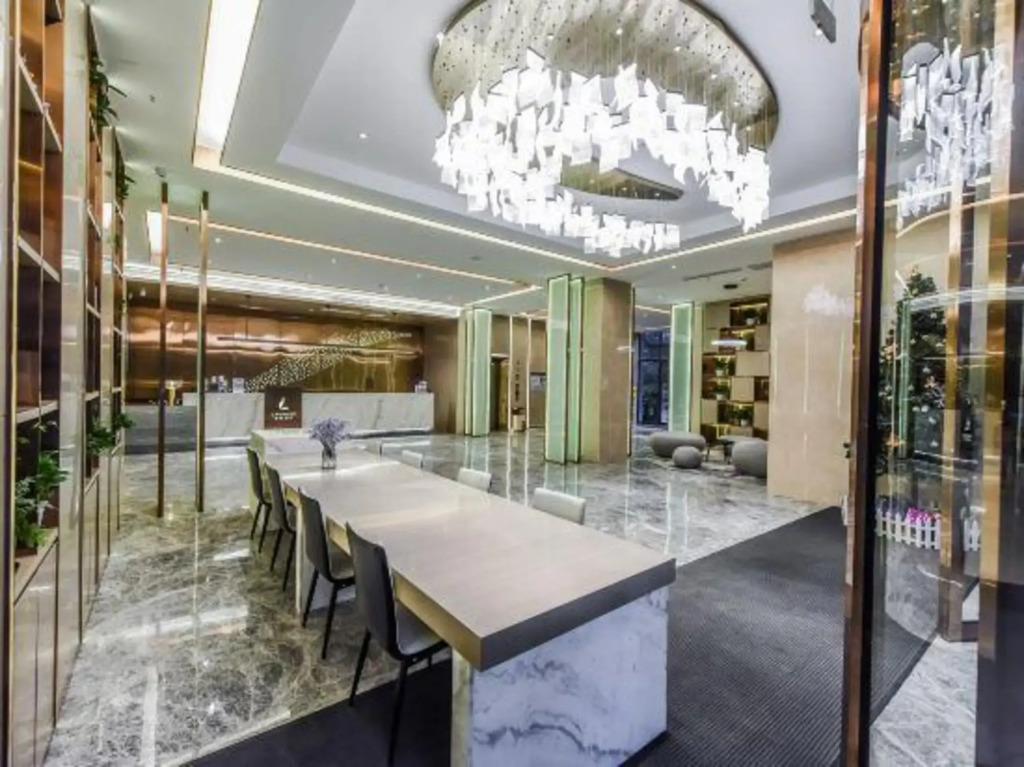 Lavande Hotels（Bishan Subway Station  Yuquan Lake Park Branch）