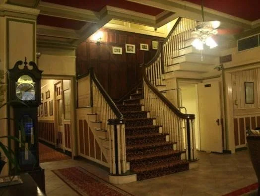 Yankee Pedlar Inn