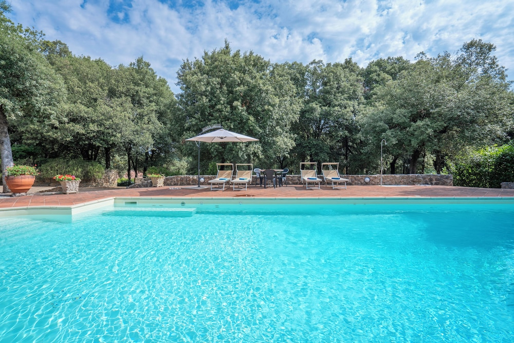 Santa Colomba House Nature And Pool
