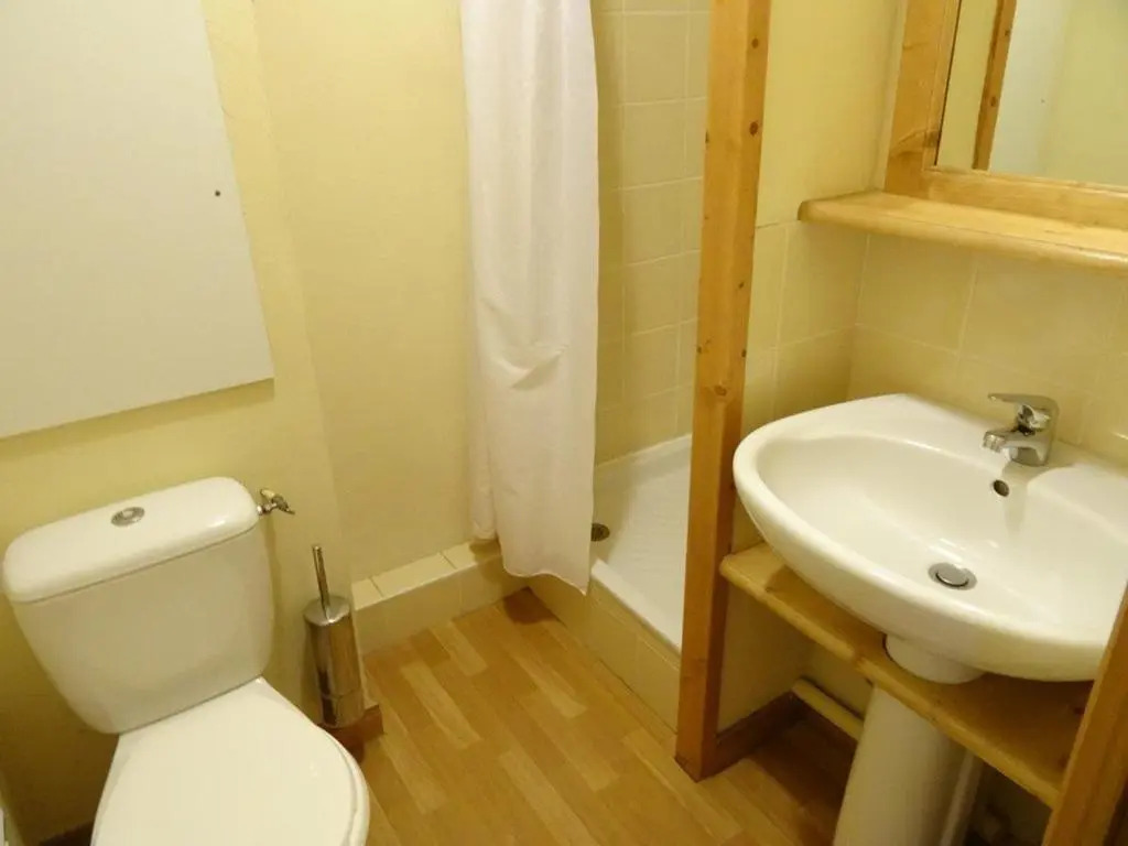 Appartement 3 pièces, 6 pers, balcon, animaux acceptés, parking optionnel - FR-1-291-727
