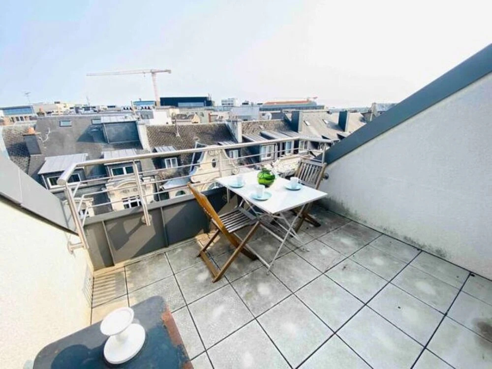 Charming Duplex in Center w. 2 Terraces