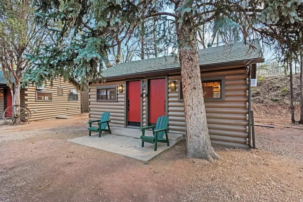 Timber Lodge Cabin 11