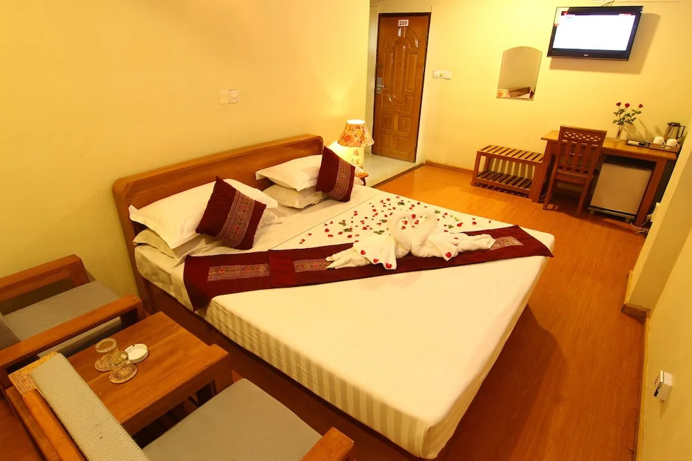Shwe Htee Hotel Yangon