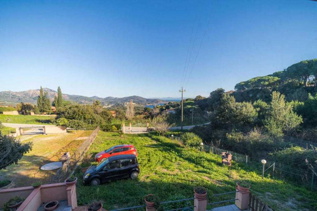 Il poggiolo sleeps 5 inside the Dimora Capoliveri, 400 meters from the centre-IL POGGIOLO