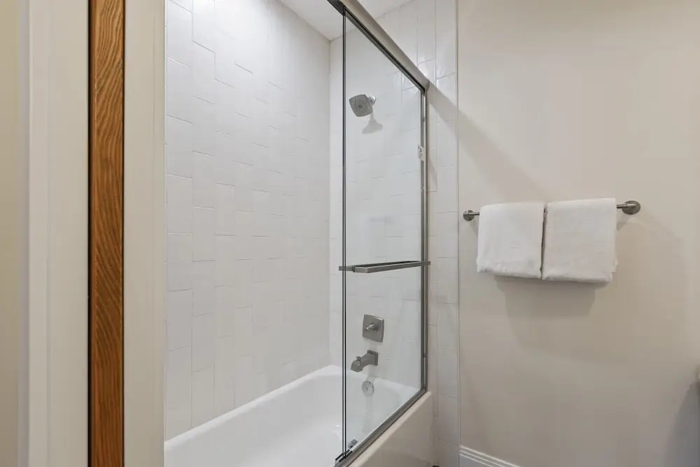 Town Pointe B204 3 Bedroom Condo by RedAwning