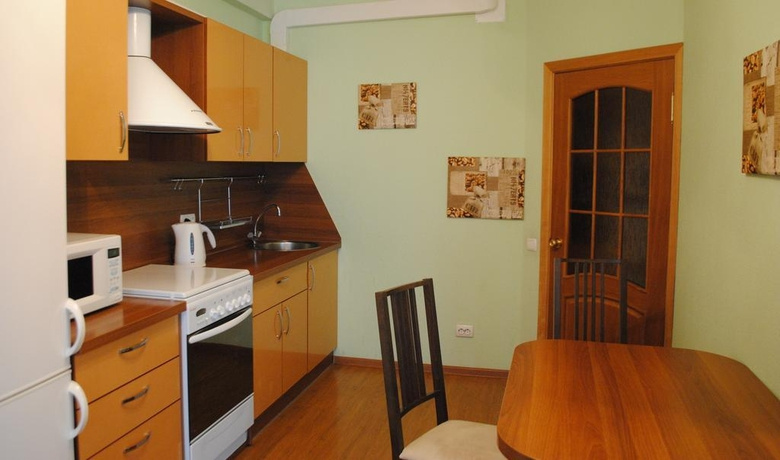 Usta Apartments