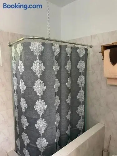 GraceWay Studio Apt with A/C -3mins walk to beach
