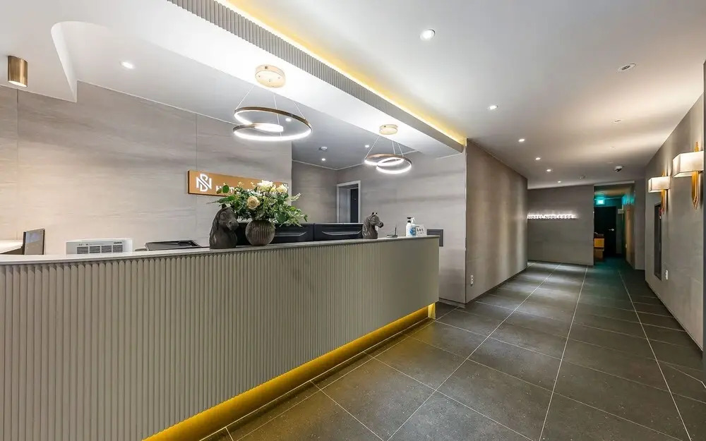 Cheonan Noblesse Hotel(천안 노블레스호텔)