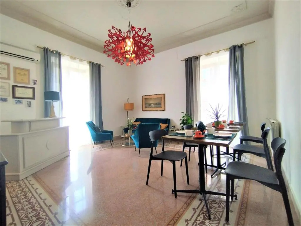 AUSA suites