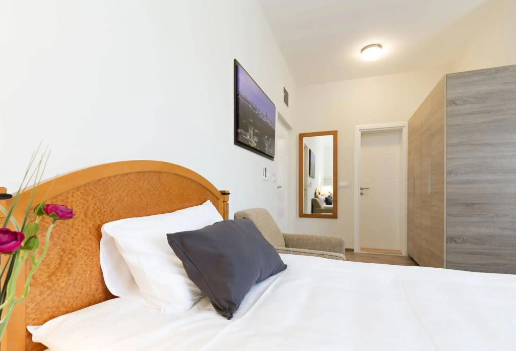 Hotel Avalon