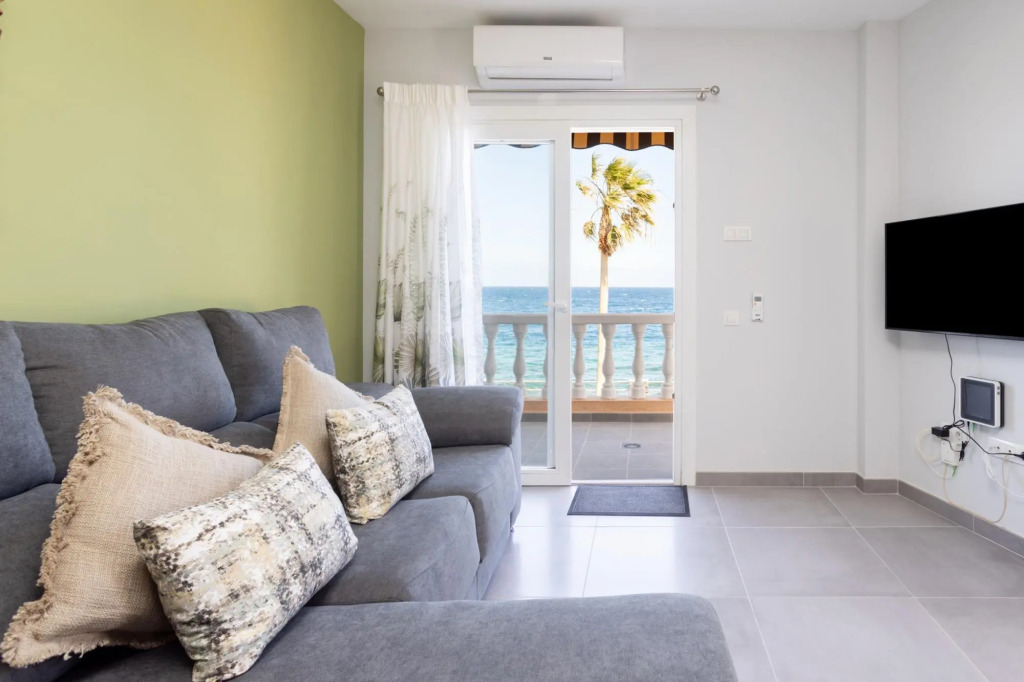 Home2Book Design Sea Views Caletillas, Pool