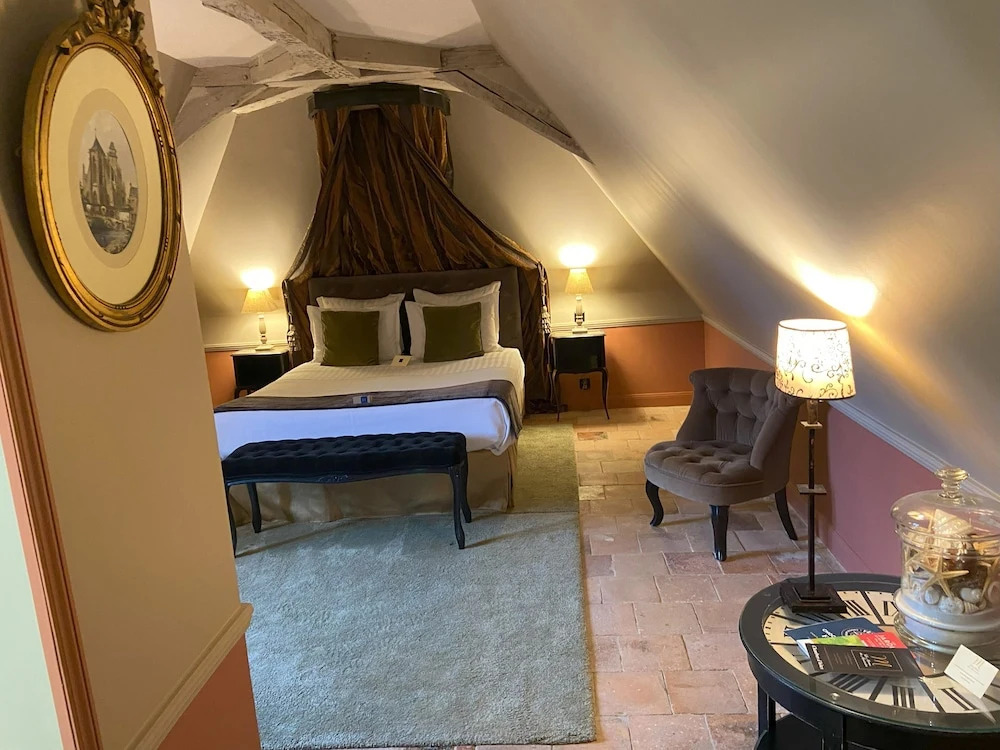 Le Manoir de Maucartier
