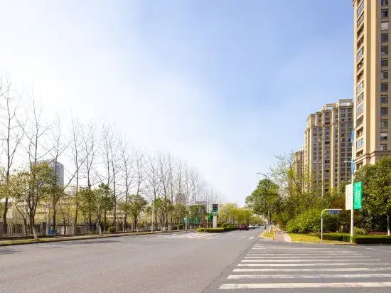 Fengji Hotel (Nanjing Jiangning University Town)(风季酒店（南京江宁大学城店）)
