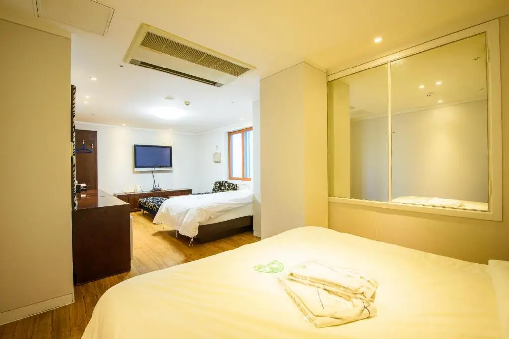 Gangneung Donga Hotel