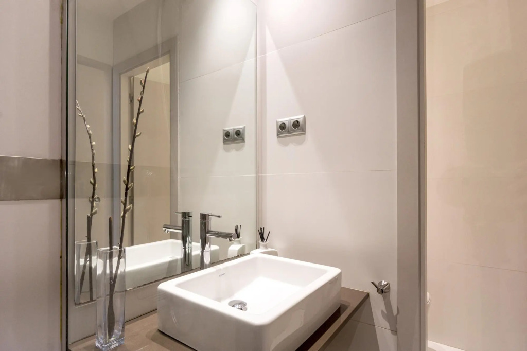 MIRO K · New apartment located in safe and central Eixample