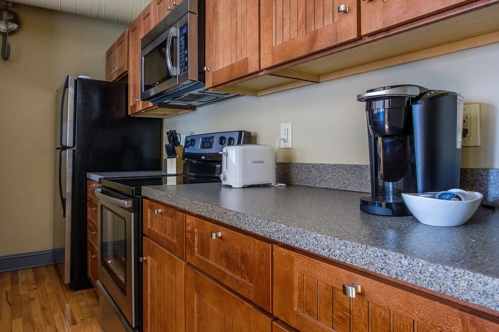 FRONTDESK 2015 East 4th Street Apts Downtown Cleveland