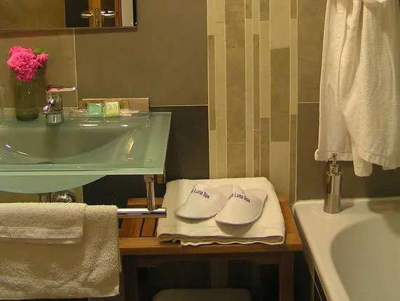 Aqua Luna Spa