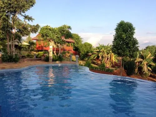 Ratanak Resort