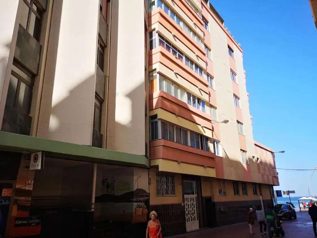 Apartamento amplio Canary Style, 1ªLinea Playa Canteras
