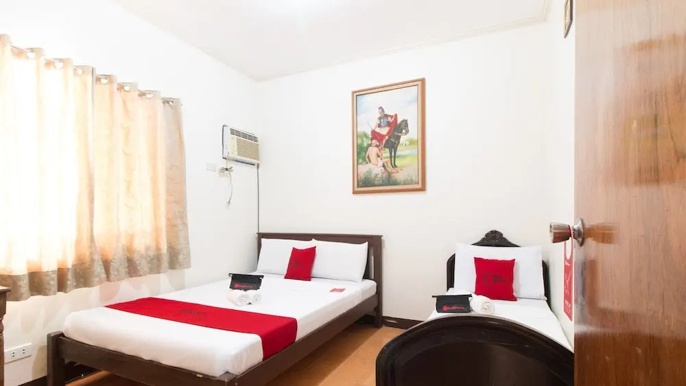 RedDoorz @ Holy Spirit Road Tagaytay
