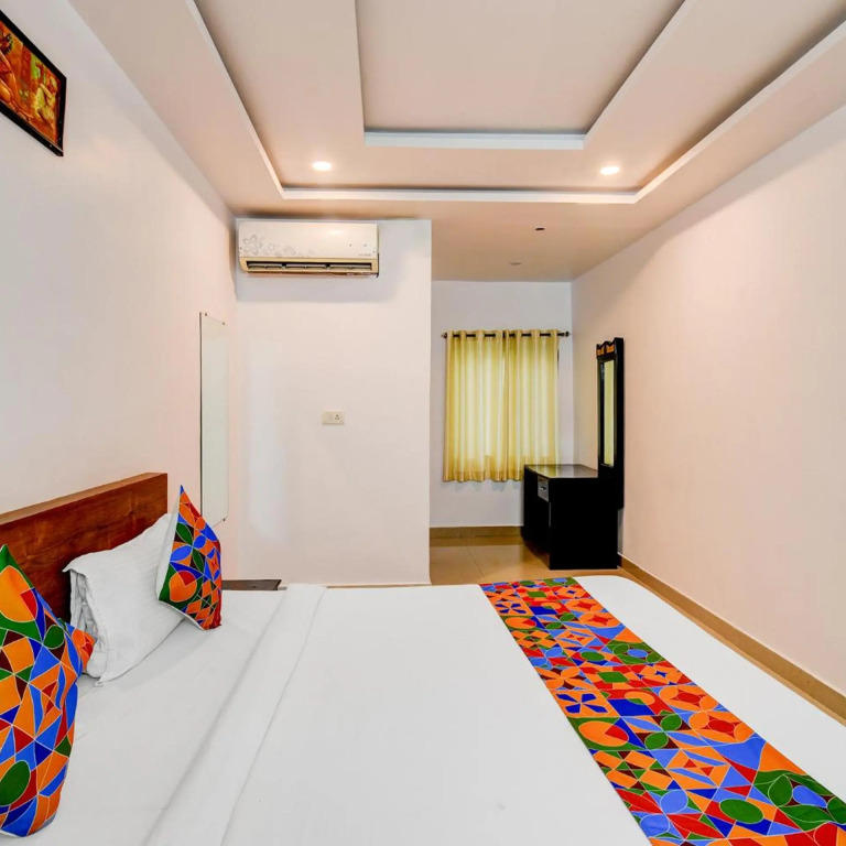 FabHotel Pushpa Grand