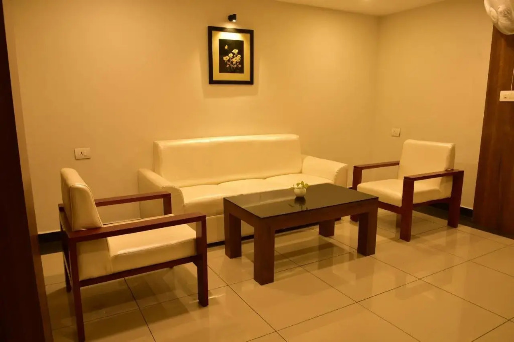 WHITE SUITE HOTEL