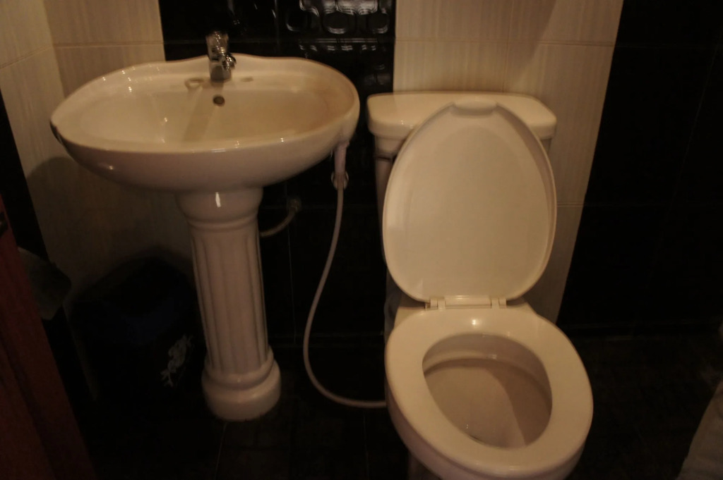 Singharat Guest House