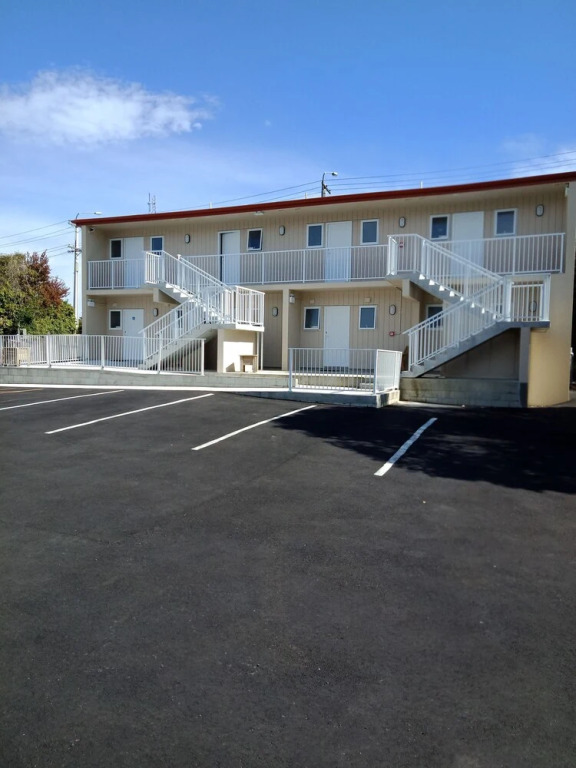 Bayfield Motel and Apartment